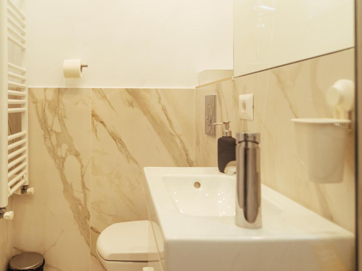 Beautiful Apartment - Top Location - Amazing Balcony Bucharest Luaran gambar